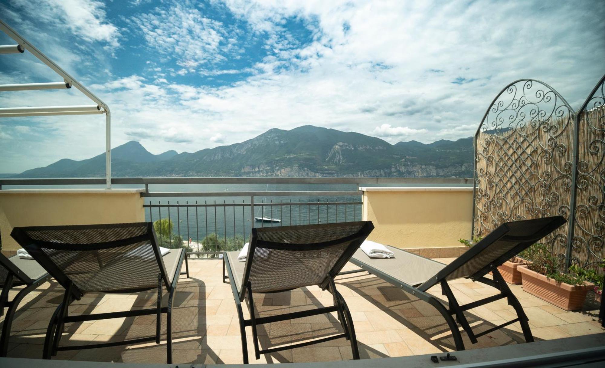 Penthouse Casa Alkea Masse Lake View Brenzone sul Garda Kültér fotó